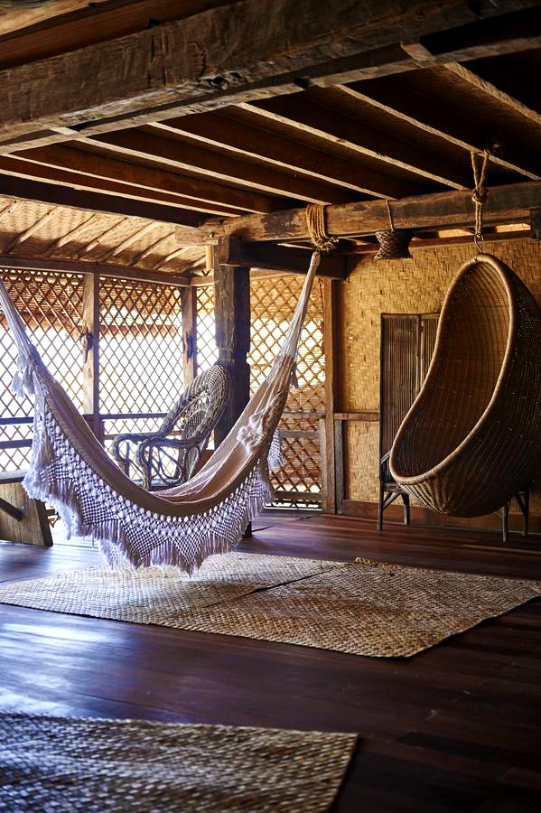 Relaxing in Uluwatu | INBALI Relaxing in Uluwatu | INBALI