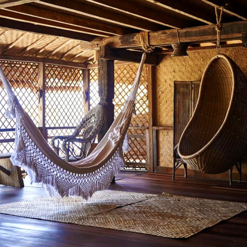 Relaxing in Uluwatu | INBALI Relaxing in Uluwatu | INBALI