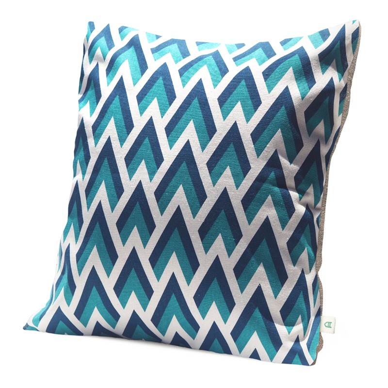 Peacock | Handmade linen cushion 45x45